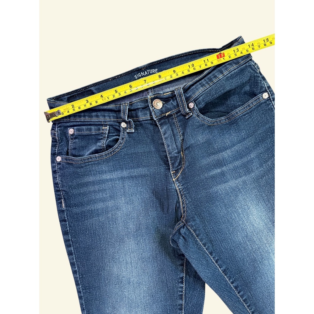 Levi Strauss Signature Curvy Straight Women's Stretch Jeans Size 10M - Picture 3 of 10